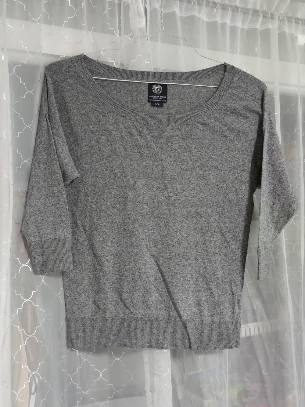 American Eagle Outfitters Gray Knit Crewneck Sweater
